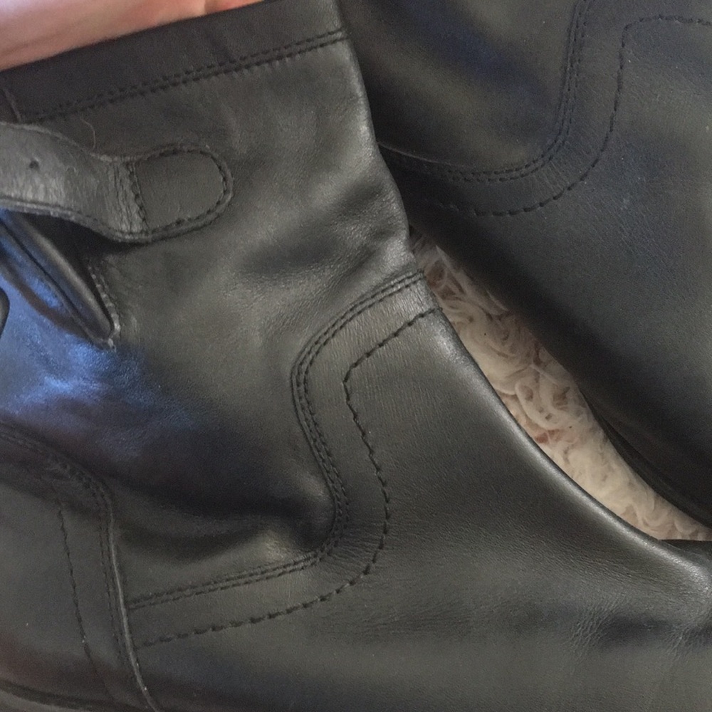 🎩VTG 90s Brass Plum leather moto booties - Picture 8 of 8